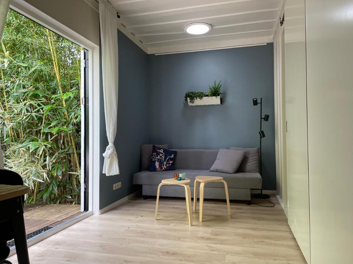 Tiny-House Van Zeecontainers Bij Het Bos Oranjewoud Exteriör bild