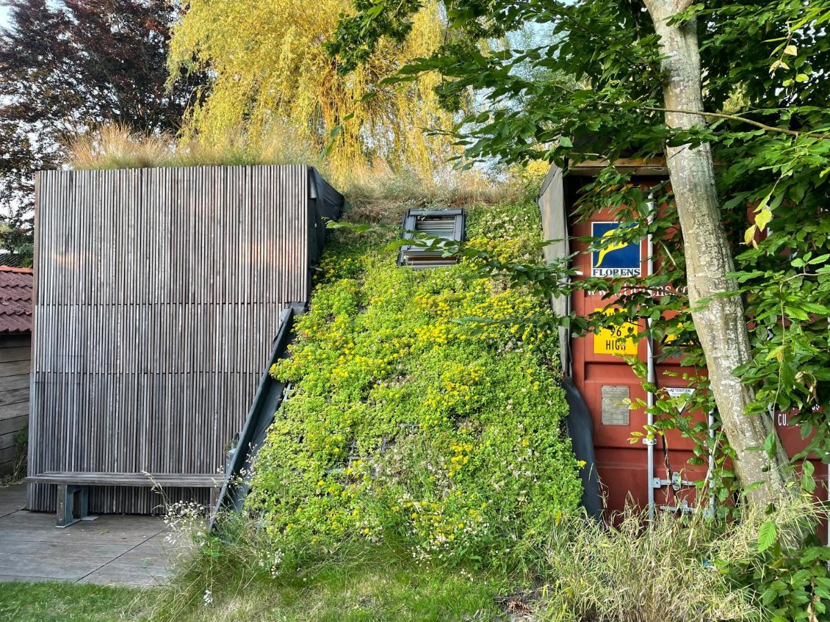 Tiny-House Van Zeecontainers Bij Het Bos Oranjewoud Exteriör bild